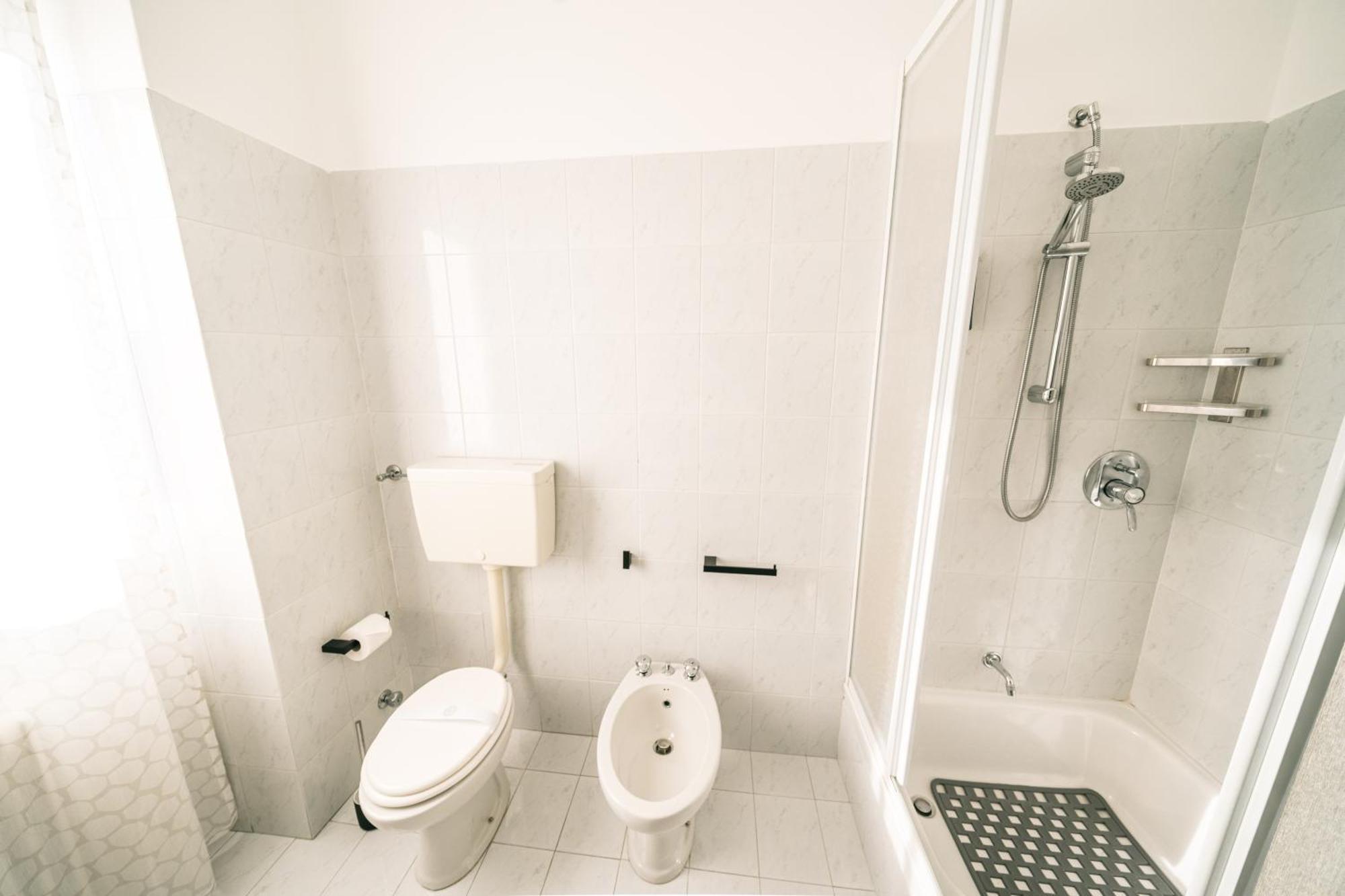 Como Bike & Family Apartment ภายนอก รูปภาพ